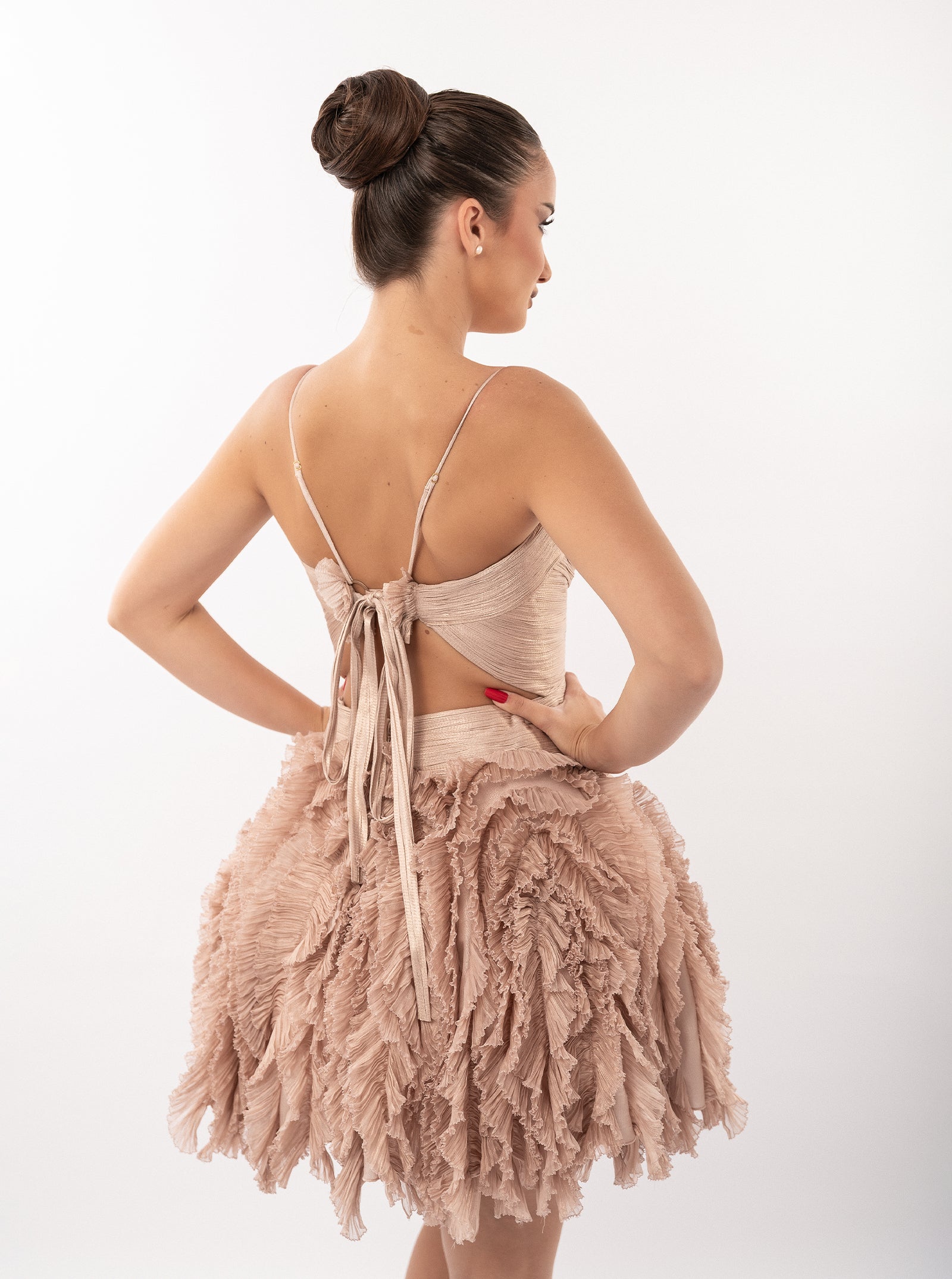 Rochie scurtă, Kate, cu fustă voluminoasă din tulle, nude rose